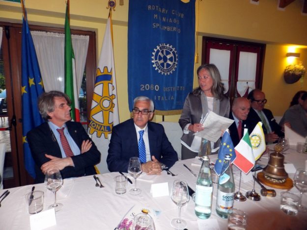 Angelica Peresan con il Generale Giovanni Mainolfi e gli ospiti Luciano Fantuz e Francesco Pezzot